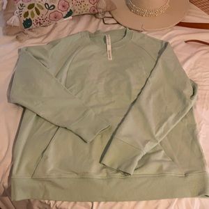 Lululemon scuba crew